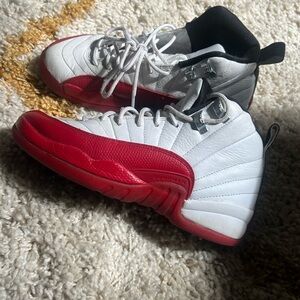 5Y Jordan retro 12’s